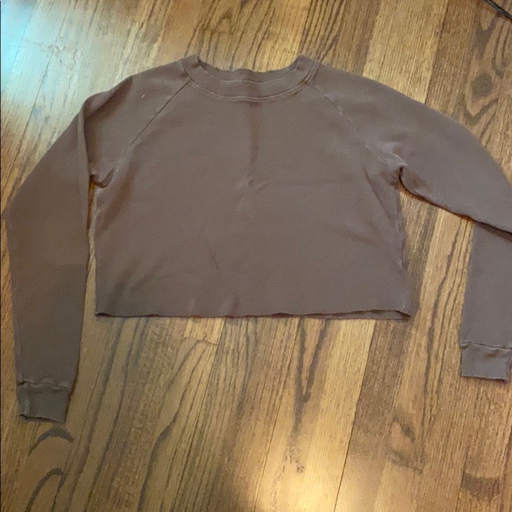 Cropped Crewneck